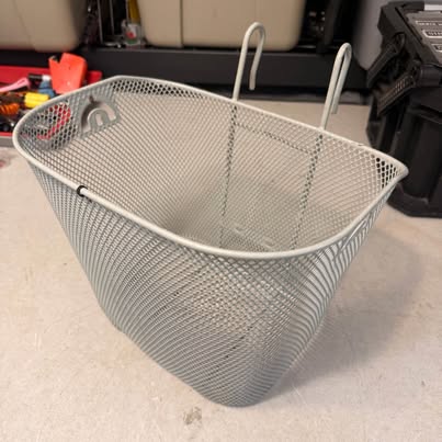 Heavy-Duty Wire Mesh Bicycle Basket | Handlebar Mount with Hooks | Grey