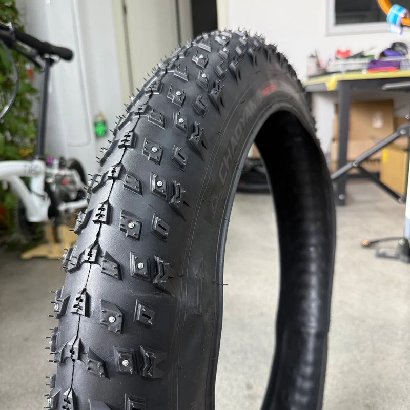 CHAOYANG Studded Fat Tire | 26×4.0 | 120TPI Folding