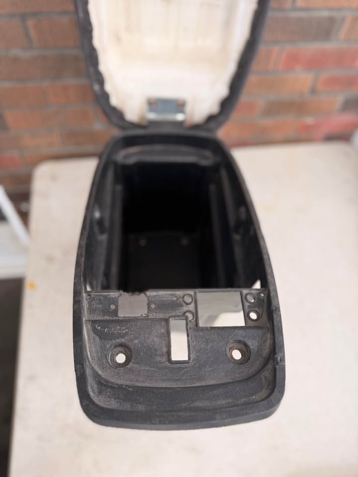 Emmo Hornet Trunk Seat | Replacement