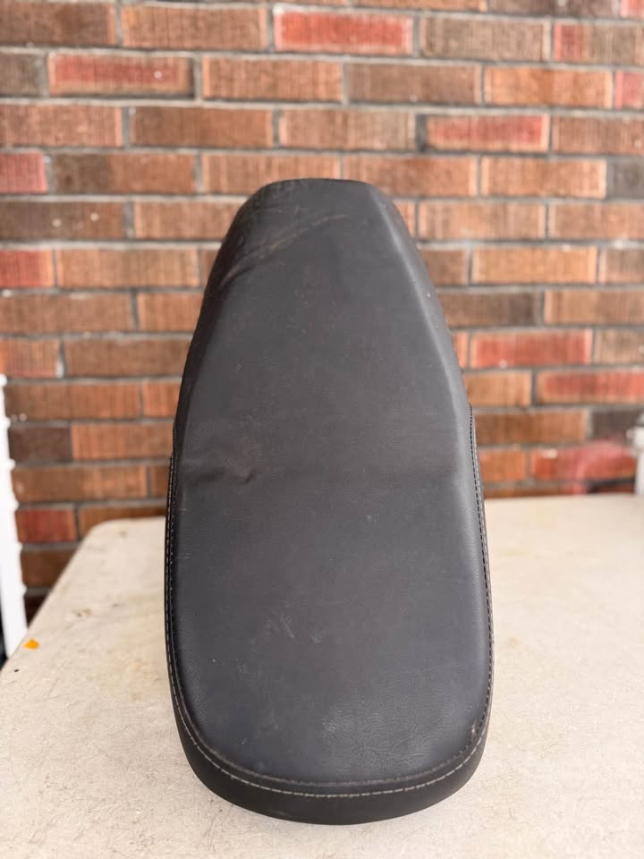 Emmo Hornet Trunk Seat | Replacement