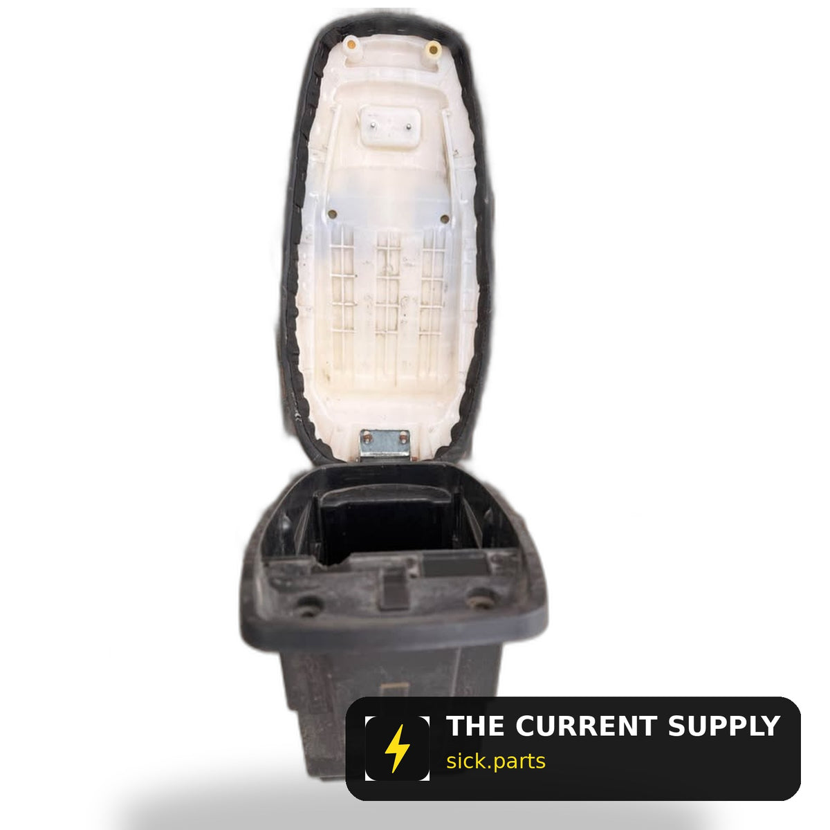 emmo-hornet-replacement-trunk-seat